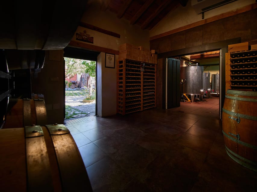 Segovia: Winery Tour with Wine Tasting - FAQ
