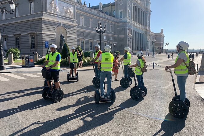 Segway Tour Madrid monumental - Teatro Real and Opera Plaza: a clean finish with great energy