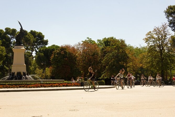 Self Guided Bike Tour at The Retiro Park at Your Own Pace - Pedal vs Electric: Choose the Effort Level That Fits You