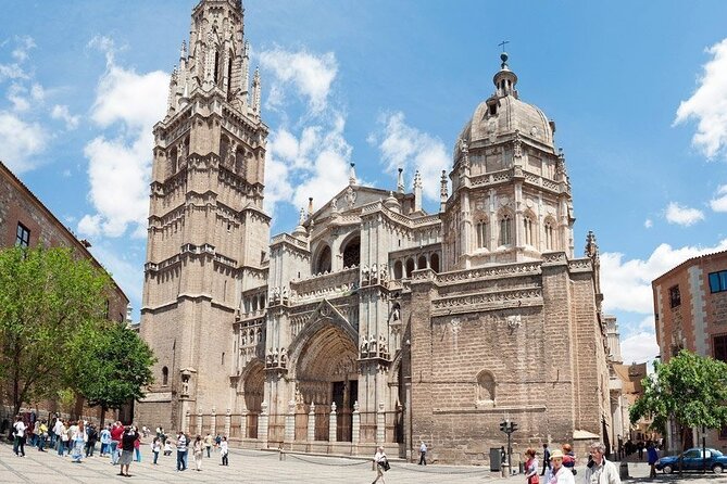 Self-Guided Toledo Day Trip from Madrid with Panoramic Train - Iglesia de Santo Tomé: arches, buttresses, and brick friezes
