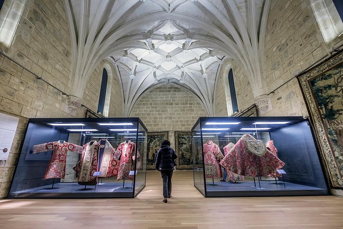 Skip the Line Admission Ticket to Cathedral of Segovia - Using the QR map and mobile ticket without stress