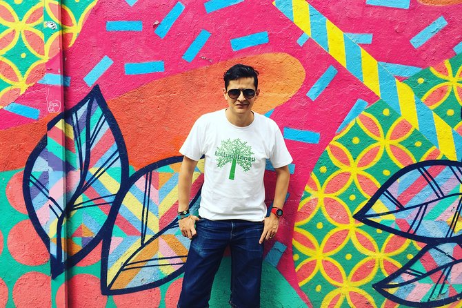 Street Art Guided Tour in Madrid - Lavapiés streets: history in walking form, not museum text