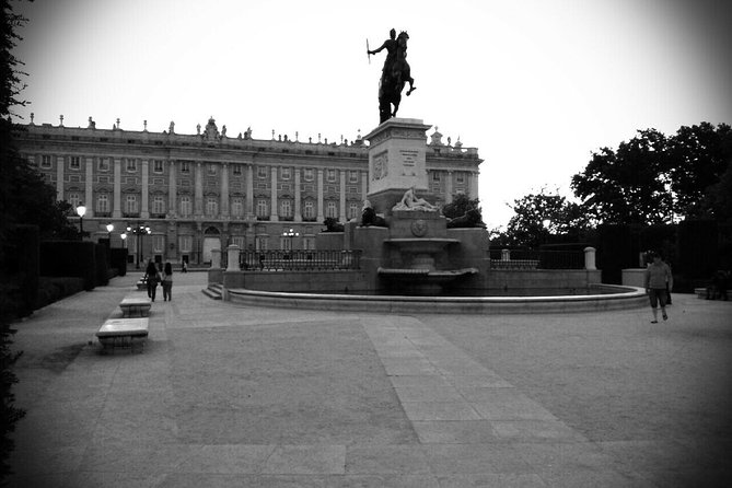 Surfing Madrid: From the Palace to the Tavern Private Tour - Price and what you get for $173.47 per person