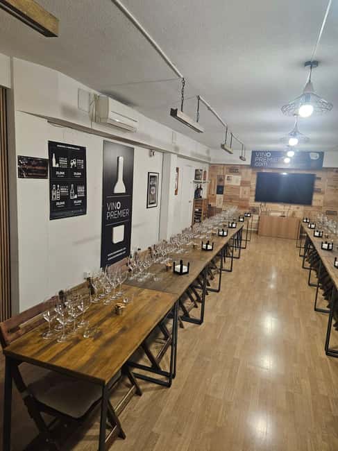 Tasting 3 glasses of wine + 3 tapas - Vinopremier Wine Bar: where the tasting starts