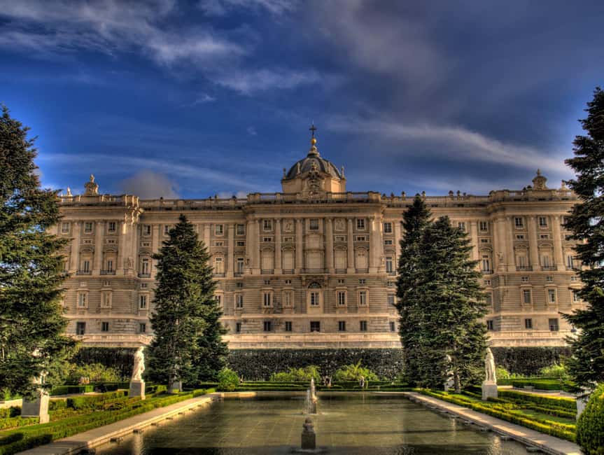The Most Complete Tour of Madrid: Austrias, Cathedral, Palace - Local Guides - Puerta del Sol: Bear and Madroño, Km. 0, and Carlos III