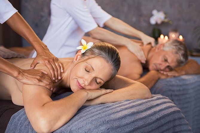 To sweat Madrid toxins in Hammam and enjoy the best couple massage downtown - The 1-Hour Massage: Deep Tissue or Relaxing Control
