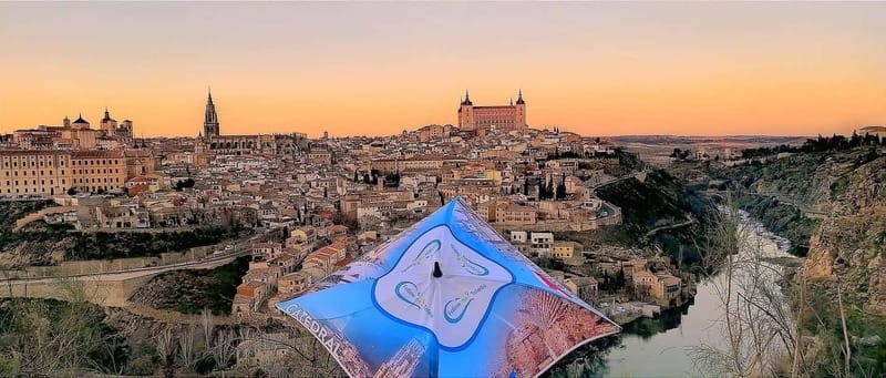 Toledo al Completo con Patio-Casa Palacio ⭐⭐⭐⭐⭐ - Zocodover and the Alcázar: the skyline lesson you didn’t know you needed