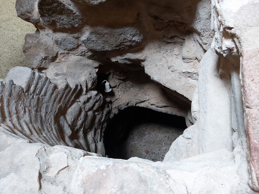 Toledo: Ancient Underground City Tour in Spanish - The fifth underground stop: where the guide connects the dots