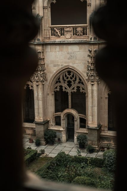 Toledo: Cathedral, Alcazar, Monastery, Jewish Quarter Tour - Monastery of Toledo: art details and a climb to the upper cloister
