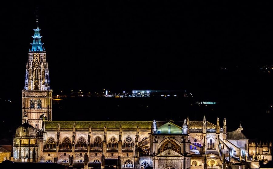 Toledo Cathedral Guided Tour in Spanish - Starting at Secretos de Toledo: your meeting point