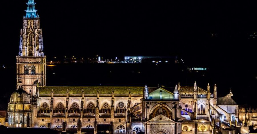 Toledo Cathedral Guided Tour in Spanish - Portals and art: what to actually look for on a time-limited tour