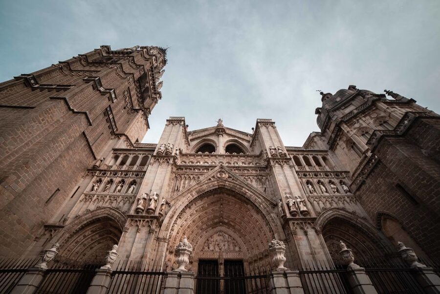 Toledo: Cathedral Tour with a Local Guide - The site’s sacred layers: from early temples to today