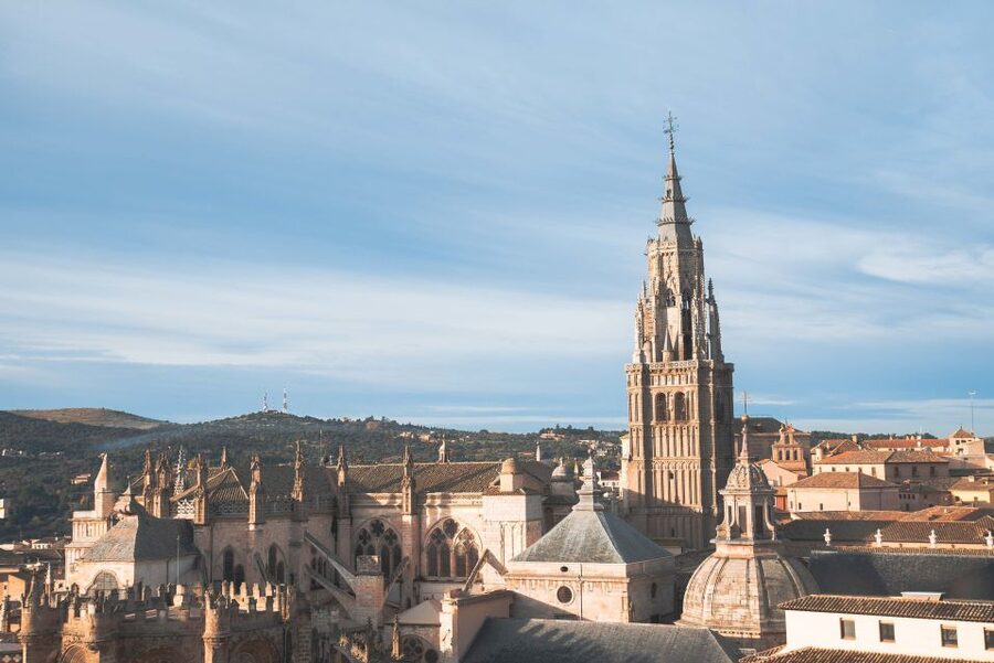 Toledo: Cathedral Tour with a Local Guide - El Transparente: the skylight trick you’ll remember