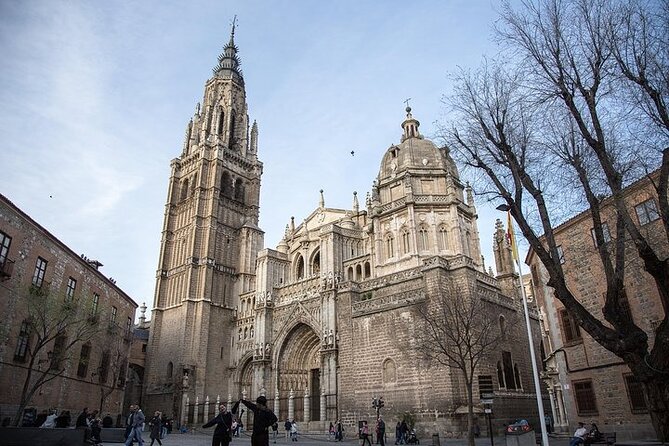Toledo Complete Tour - Monasterio de San Juan de los Reyes: Spanish-Flemish Gothic with royal strings attached