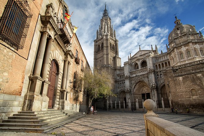 Toledo Day Trip from Madrid Small Group - Price and logistics: what you’re really paying for