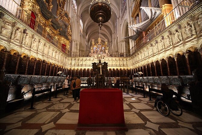 Toledo Essential: Private Visit with Official Guide and Tickets - Synagogue of Saint Mary the White: Sephardic Toledo in One Focused 20 Minutes