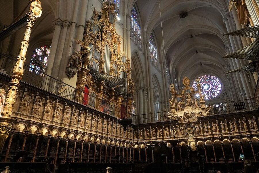 Toledo: Guided Walking Tour with Cathedral Ticket and Tour - Where the tour begins: Zocodover Square in the real world