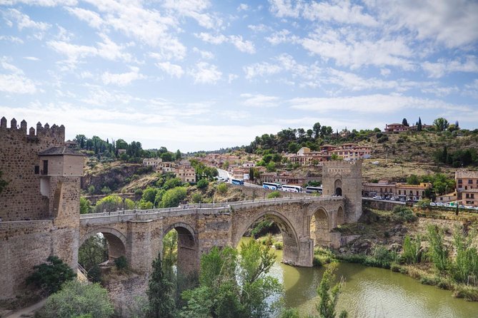 Toledo Half Day Tour From Madrid - Damasquinados Suarez workshop: damascene art, with a reality check on time