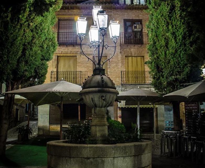 Toledo: Mysteries and Secrets Tour in Spanish - Meeting at Secretos de Toledo and what to bring