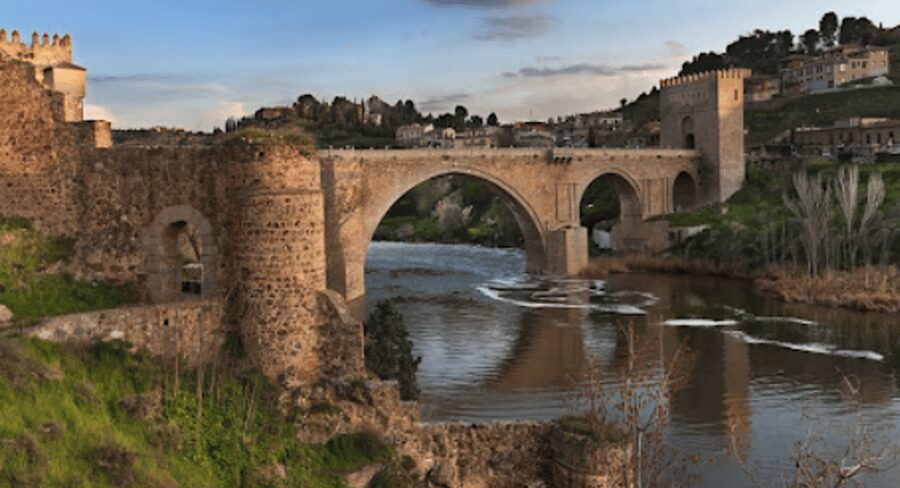 Toledo: Private Minivan tour from Madrid - Who this private tour suits best (and who might rethink it)