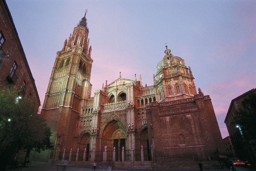 Toledo: Private Monuments Walking Tour with Monument Entry - Toledo Cathedral: Gothic bones with later style layers you can actually see