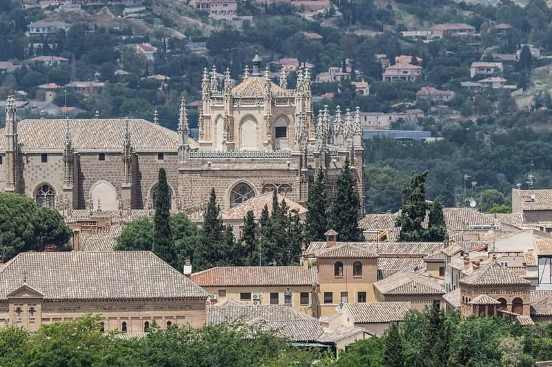 Toledo: Private Walking Tour with 7 Monument Tickets - Key things I think you’ll appreciate
