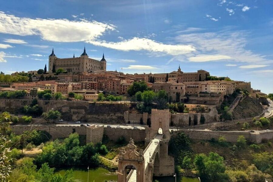 Toledo: Private Walking Tour with a Local Guide - Mirador del Valle: the view that gives you the whole map
