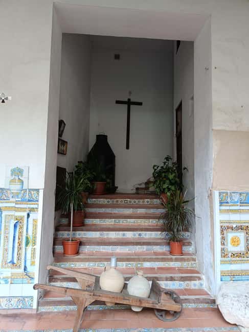 Toledo: Ruta de Conventos con degustación de mazapán y vino - Skip the Waiting: How the Tour Keeps You on Time