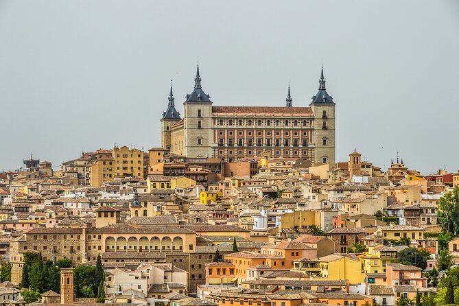 Toledo Scavenger Hunt and Highlights Self-Guided Tour - At each stop: outdoor puzzles and optional entry