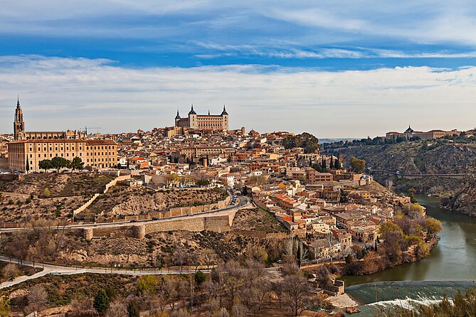 Toledo Scavenger Hunt and Highlights Self-Guided Tour - Price and value: why $5.78 can make sense