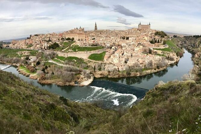 Toledo Templars Evening Walking Tour - The symbol hunt: how the guide turns streets into clues