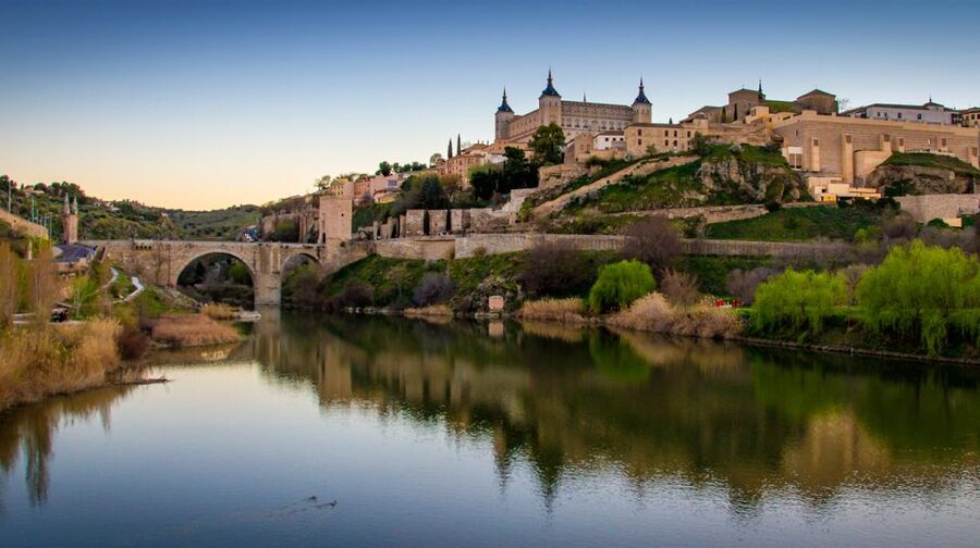 Toledo: Three Cultures Walking Tour in Spanish - Cristo de la Luz Mosque: the first cultural layer on the route