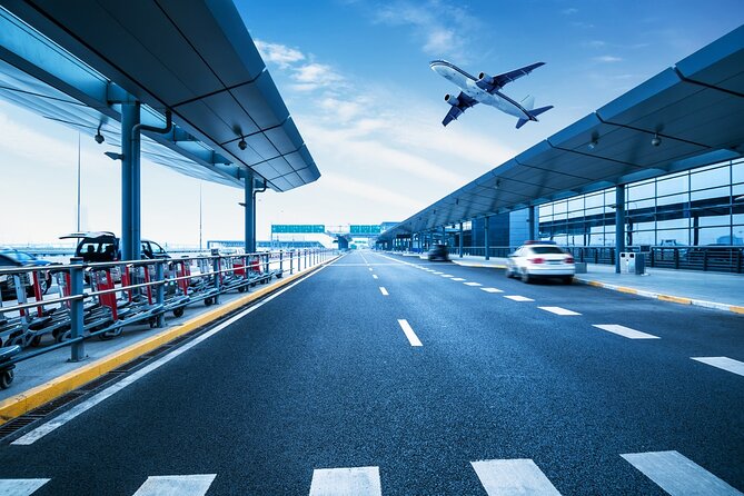 Transfer: Barajas Airport (MAD) to Madrid City Center - From Barajas to Madrid in one calm move