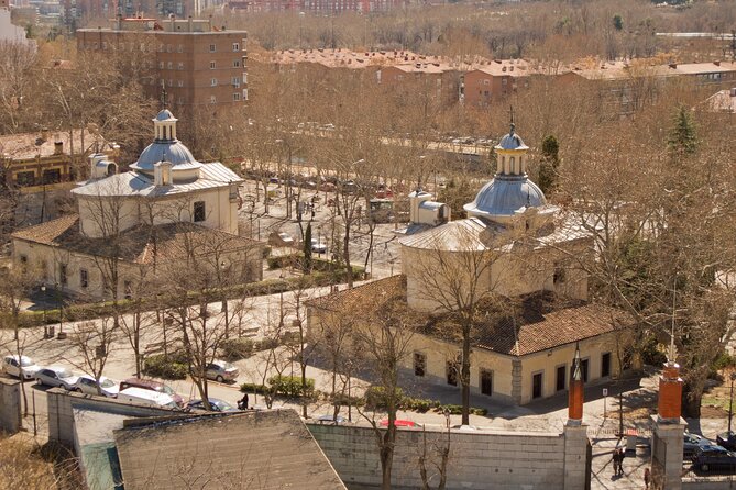 Tuk Tuk Tour Madrid 90 mins - Stop-by-Stop: What Each Part Feels Like