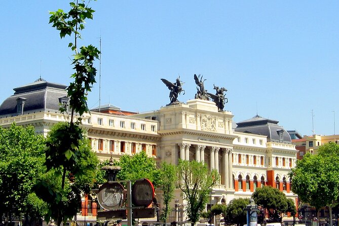Tuk Tuk Tour Madrid 90 mins - Who This Tuk Tuk Tour Is Best For