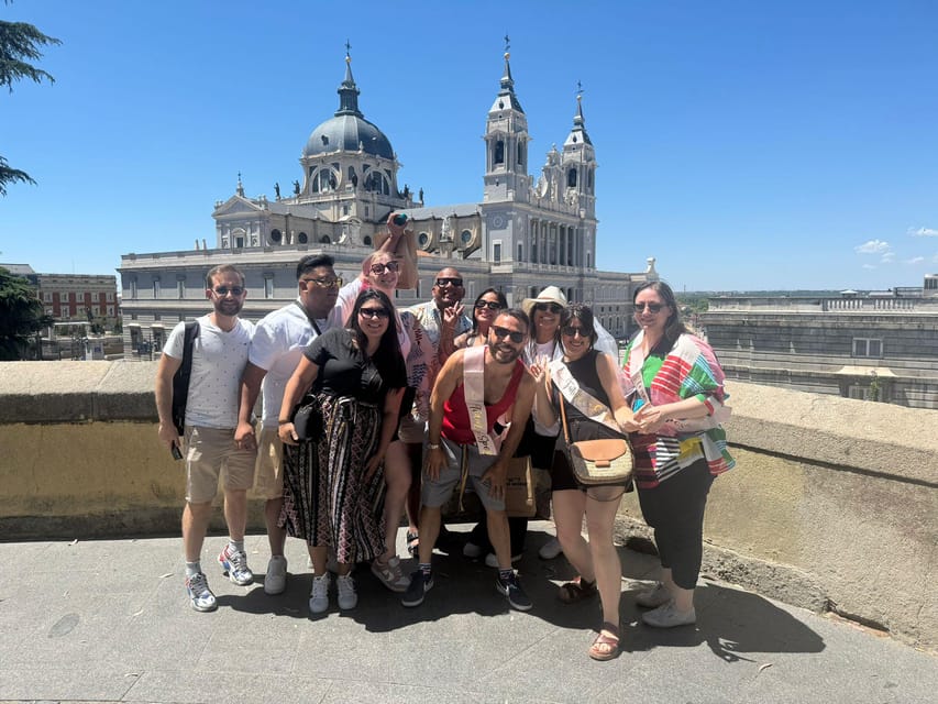 Tuk Tuk Tour with Wine Test in Madrid - Key highlights you’ll care about