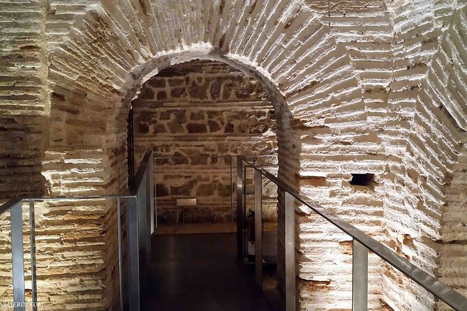 Underground Toledo Private Walking Tour with Official Local Guide - Casa del Judío: Jewish Quarter Archaeology That Adds Another Layer