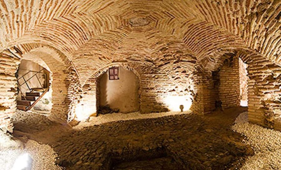 Underground Toledo Tour in English: Discover Hidden History - Banos Arabes del Cenizal: water, engineering, and daily life underground