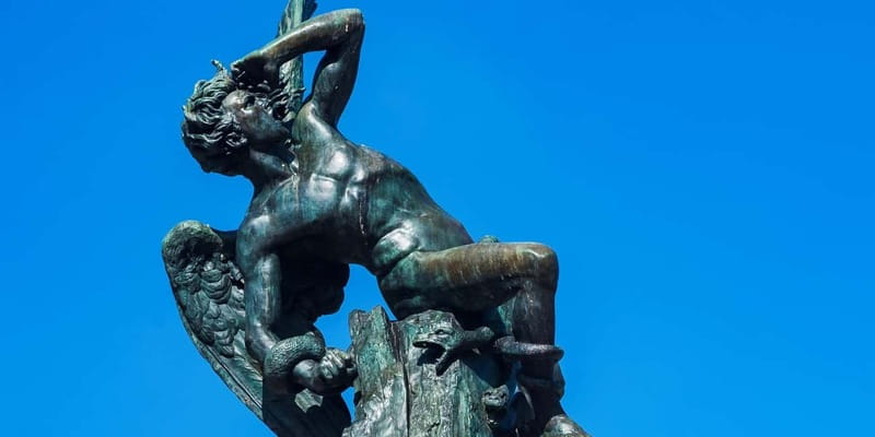 Unusual Madrid Tour by Bike or E-Bike & Hidden Gems - Retiro Park and the smart reset