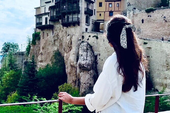 Visit Cuenca and a Vineyard in Spanish Tuscany from Madrid - Bodegas Enrique Moreno: Spanish Tuscany wine tasting with snacks