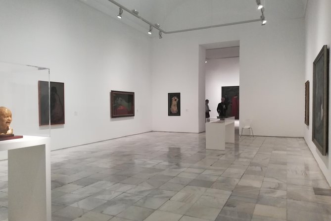 Visita privada en el Museo Reina Sofía con Entrada y Guía - Where you meet and how to avoid first-day stress