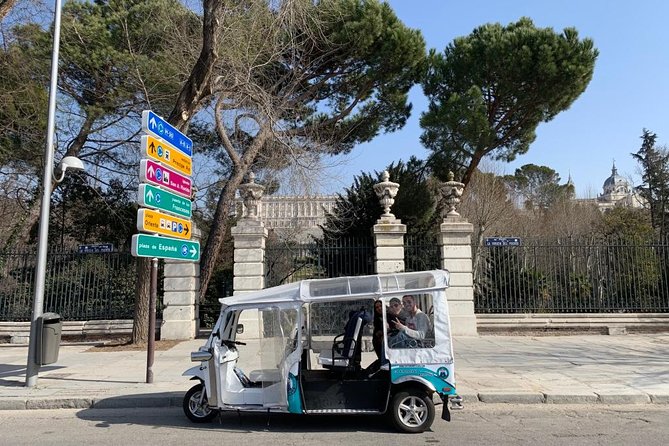 Welcoming tour Madrid - Private Tour Reality Check: What to Expect From the Guide