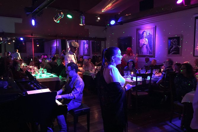 Zarzuela Opera and Dinner at La Castafiore Restaurant in Madrid - How the Evening Flows: Four Courses and a Show That Keeps Moving